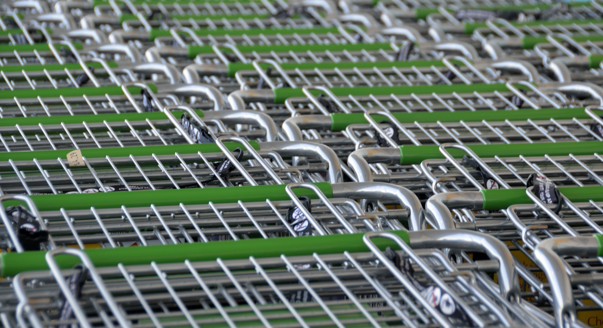 shopping-carts-2077841_1920